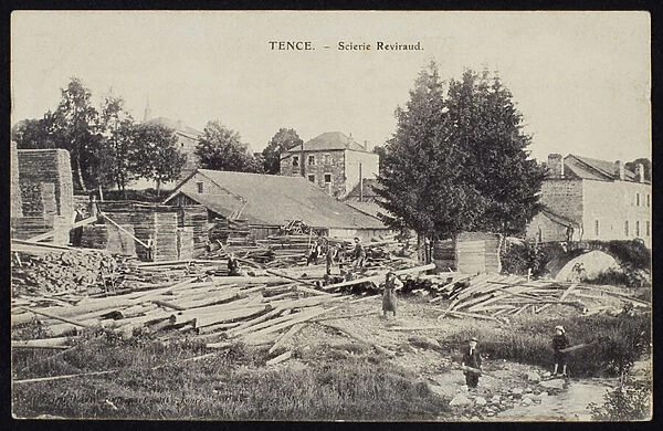 Postcard depicting the sawmill Reviraud in Tence, Haute-Loire, c. 1900 (b  /  w photo)