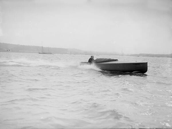 The hydroplane Columbine under way. Creator: Kirk & Sons of Cowes