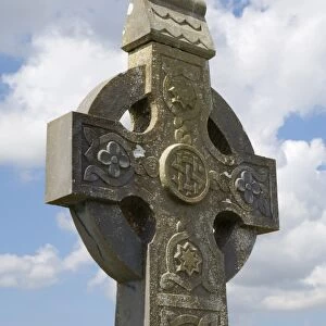 Celtic style cross