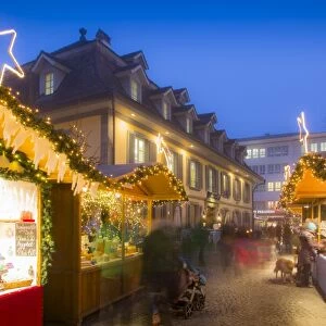 Christmas Market in Balliz, Thun, Jungfrau region, Bernese Oberland, Swiss Alps, Switzerland