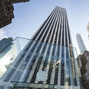 Apple Store on 5th Avenue, Manhattan, New York City, New York, USA