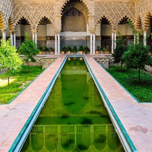 Patio de las Doncellas courtyard, Alcazar palace, Seville, Andalusia, Spain, Europe