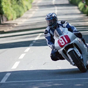 Mike Crellin (Yamaha) 2002 Production 1000 TT