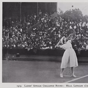 1919, Ladies Singles Challenge Round, Mademoiselle Lenglen (Challenger) serving (b / w photo)