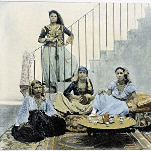 Moorish women of Algiers taking tea - autochrome, late 19th century