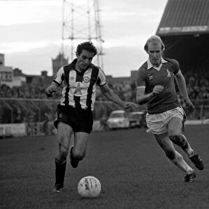 Oldham 3 v. Newcastle United 1. Division 2 Football October 1981 MF04-13-006